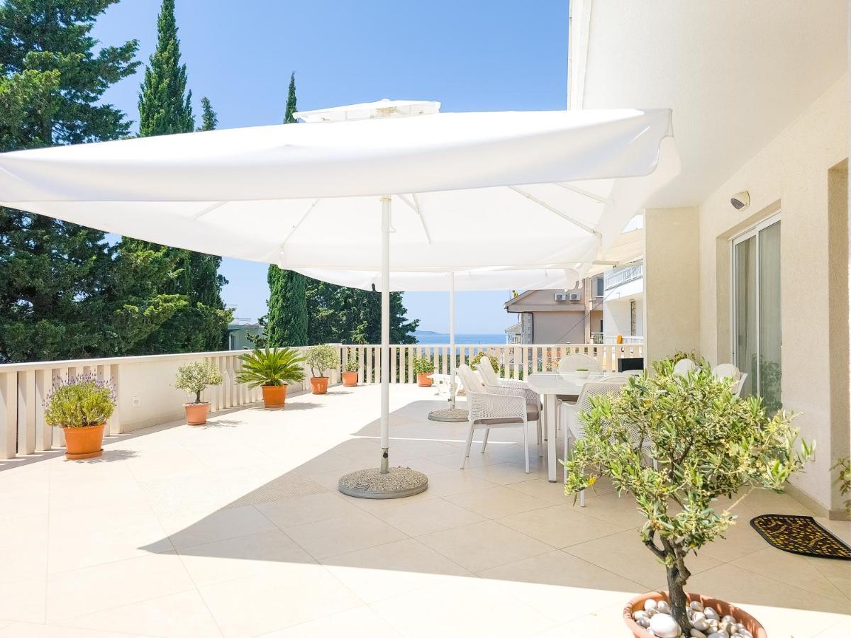 Apartments Nikolina Hvar Town Bagian luar foto
