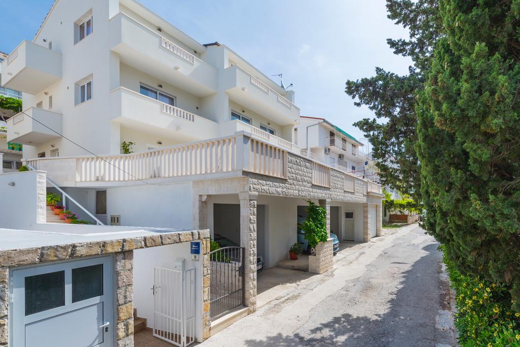 Apartments Nikolina Hvar Town Bagian luar foto