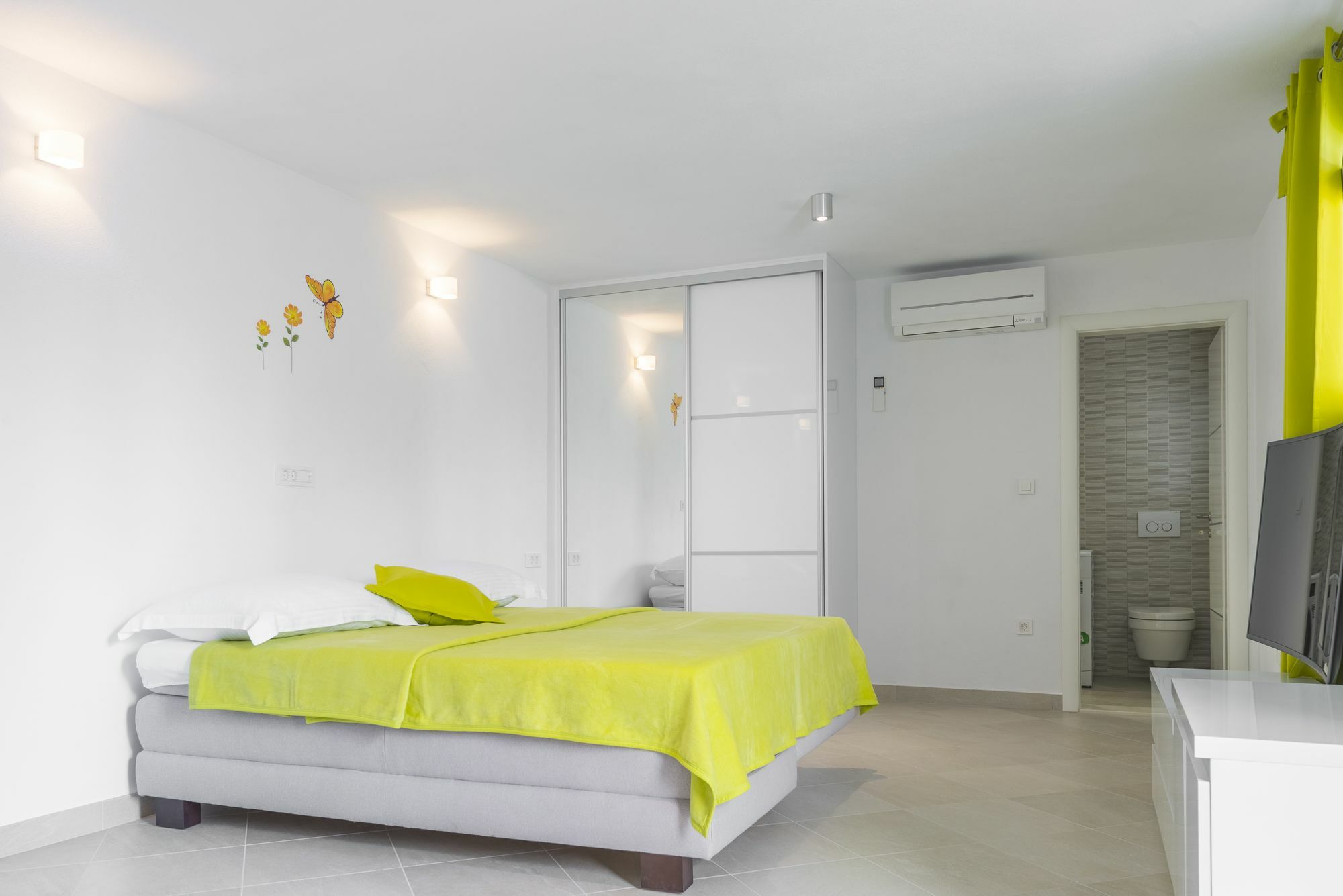 Apartments Nikolina Hvar Town Bagian luar foto